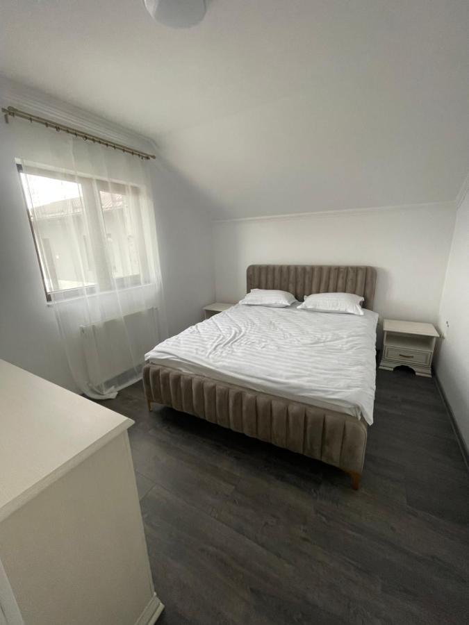 Eroilor II Apartament Apartamento Suceava Exterior foto